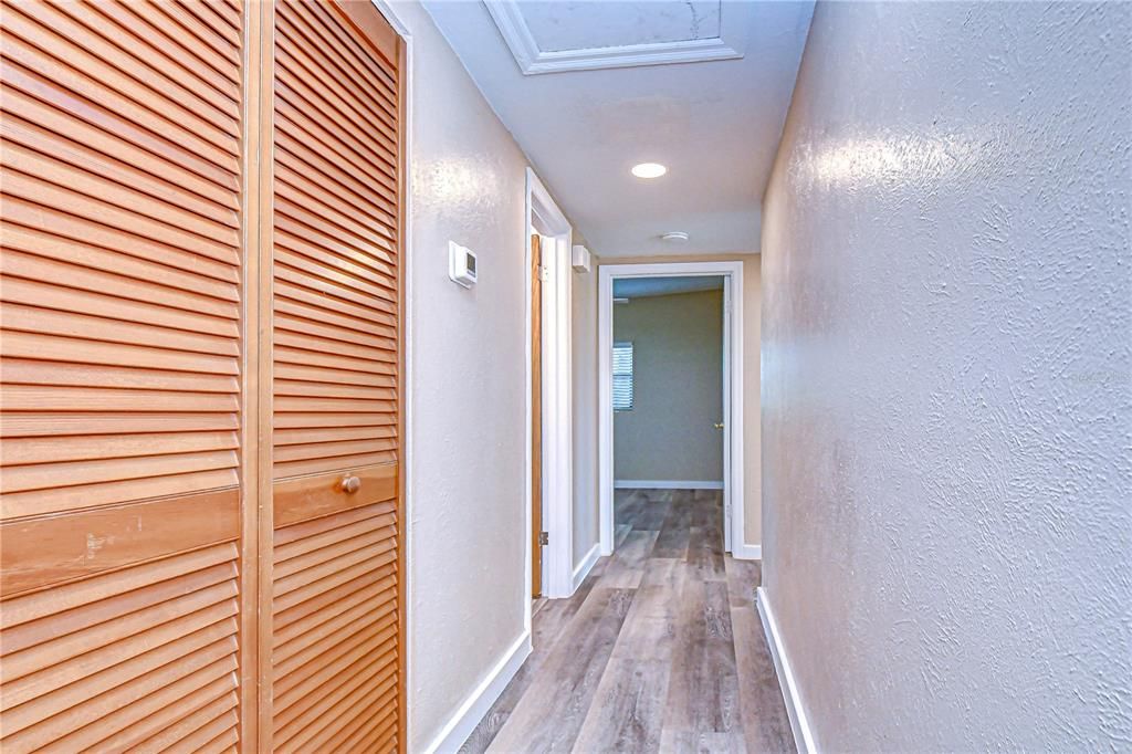 En Venta: $250,000 (3 camas, 1 baños, 950 Pies cuadrados)