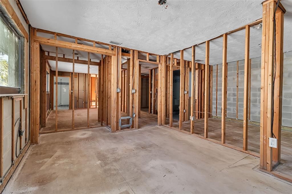 На продажу: $1,495,000 (3 спален, 2 ванн, 1949 Квадратных фут)