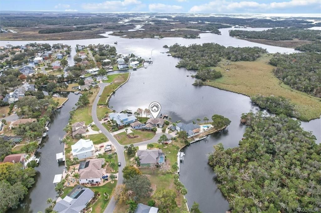 En Venta: $1,350,000 (3 camas, 2 baños, 2219 Pies cuadrados)