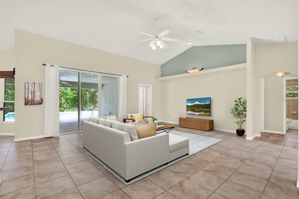 For Sale: $500,000 (4 beds, 3 baths, 2536 Square Feet)