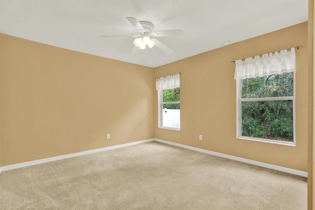 For Sale: $500,000 (4 beds, 3 baths, 2536 Square Feet)