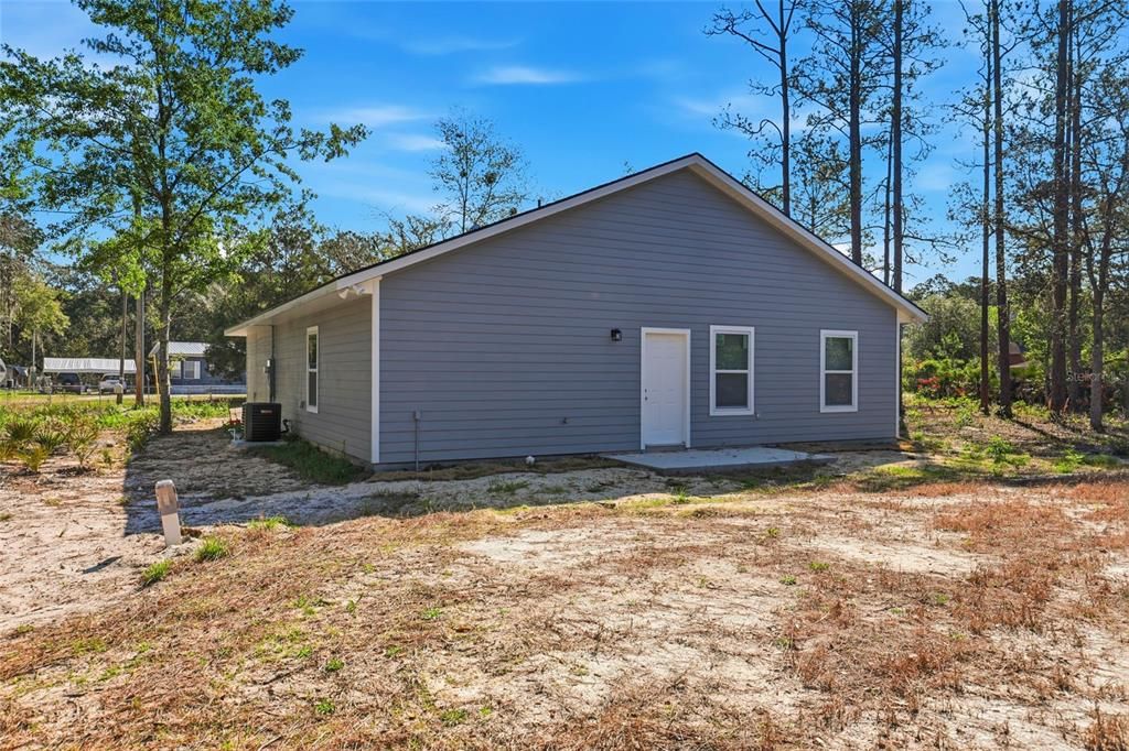 На продажу: $235,000 (3 спален, 2 ванн, 1112 Квадратных фут)