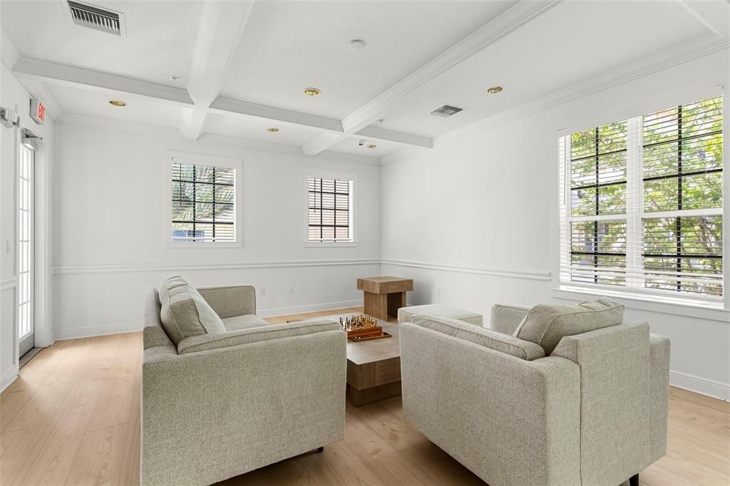 Active With Contract: $2,490 (2 beds, 2 baths, 1349 Square Feet)