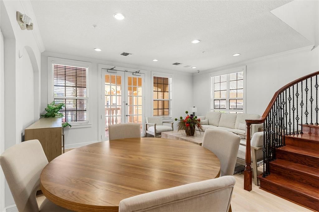 Active With Contract: $2,490 (2 beds, 2 baths, 1349 Square Feet)