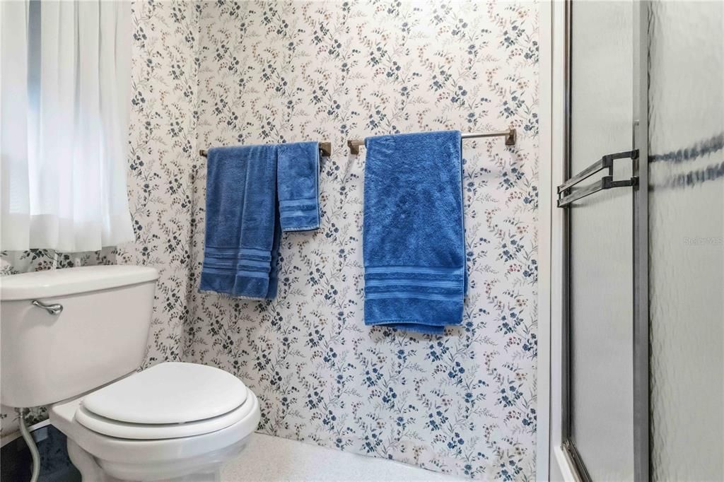 Под контрактом: $150,000 (2 спален, 2 ванн, 1806 Квадратных фут)