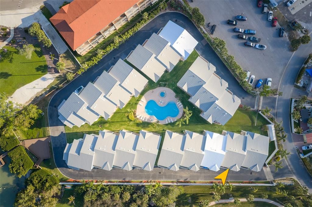 На продажу: $799,999 (3 спален, 2 ванн, 2415 Квадратных фут)