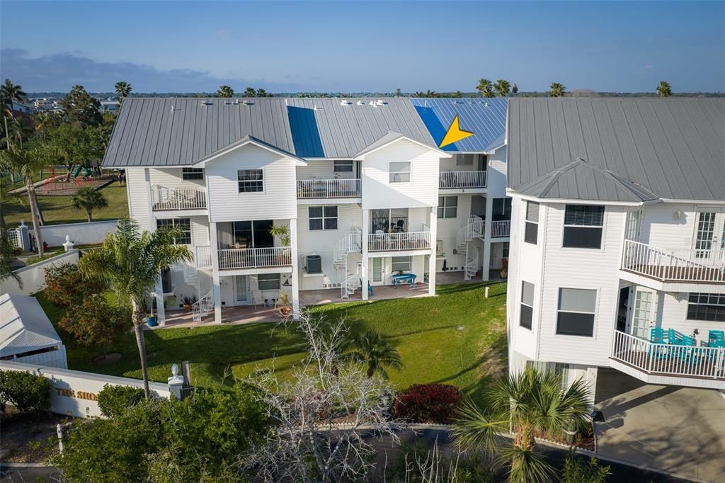 На продажу: $799,999 (3 спален, 2 ванн, 2415 Квадратных фут)
