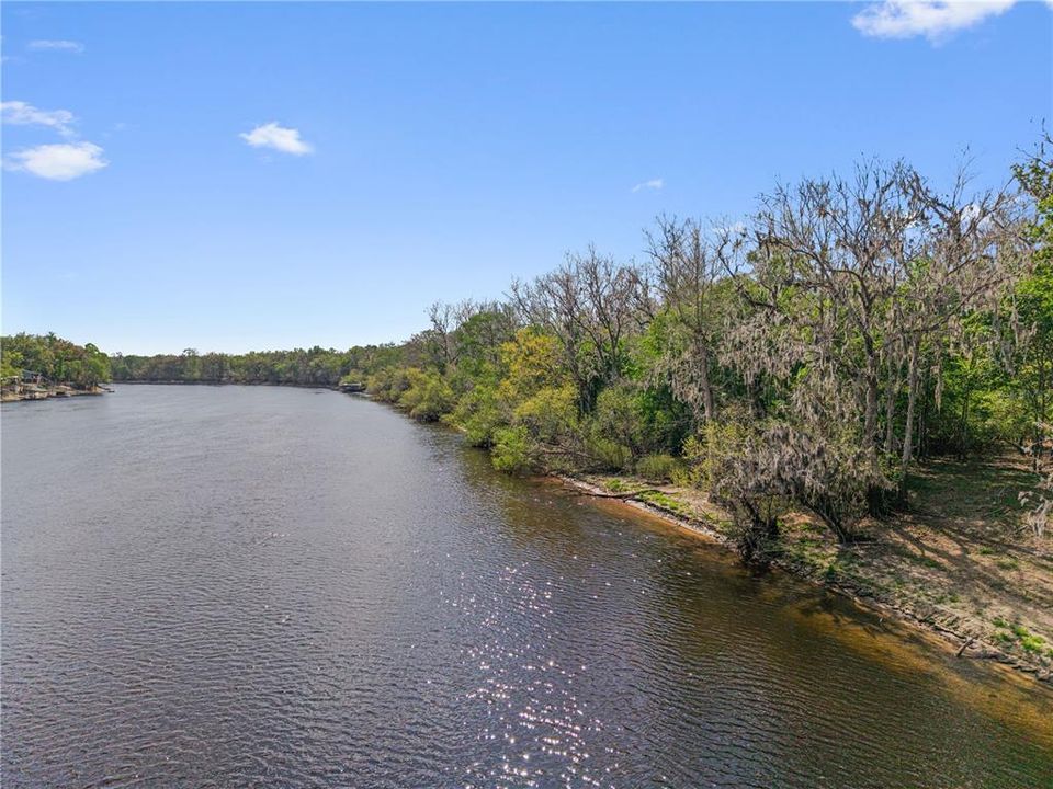 待售: $115,000 (1.28 acres)
