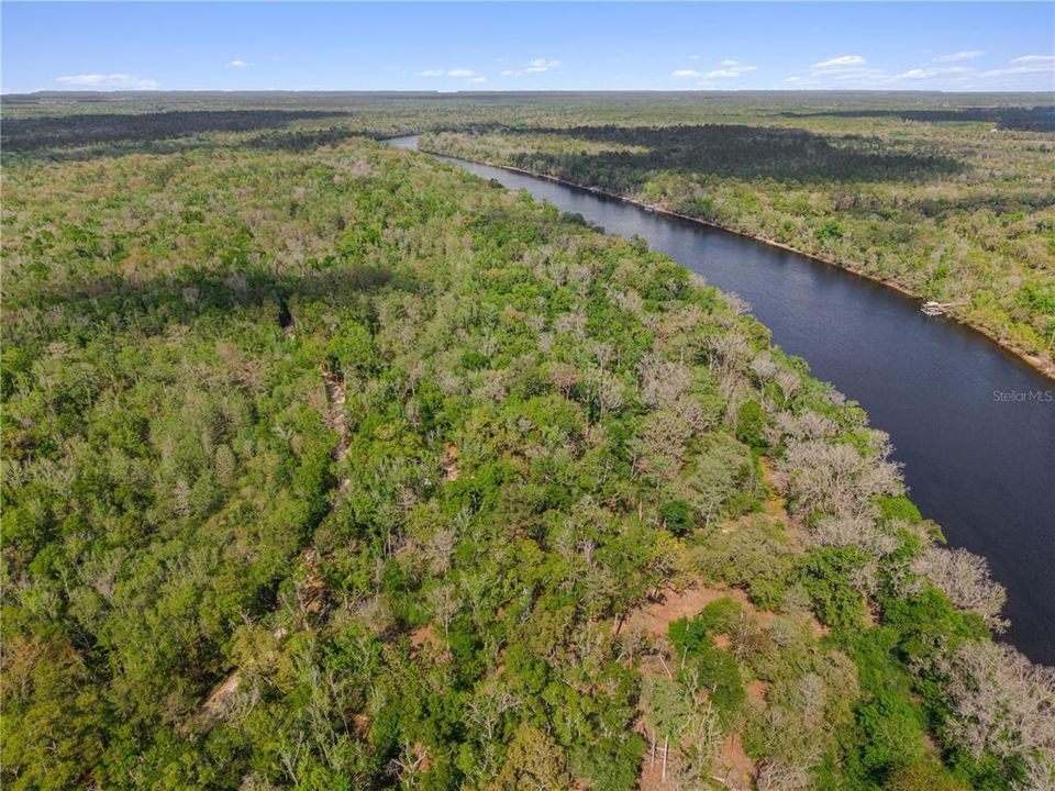 待售: $115,000 (1.28 acres)