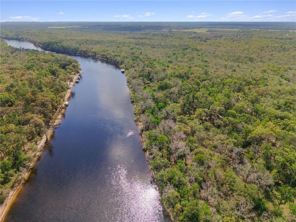 待售: $115,000 (1.28 acres)