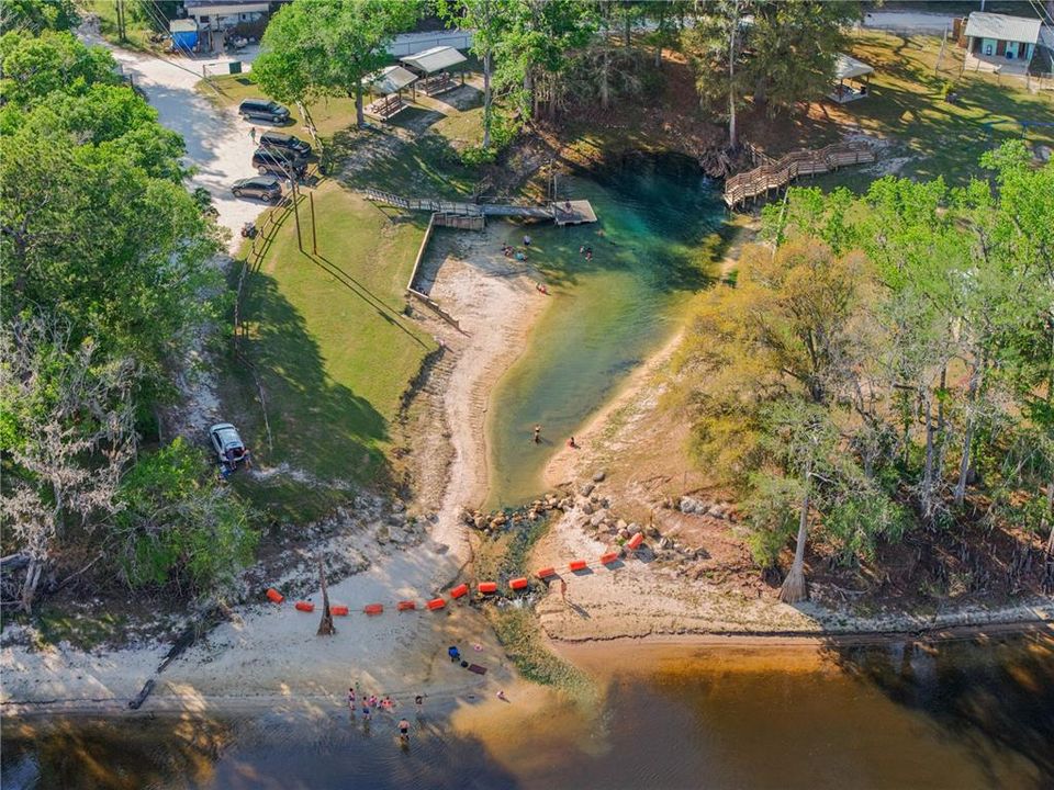 待售: $115,000 (1.28 acres)