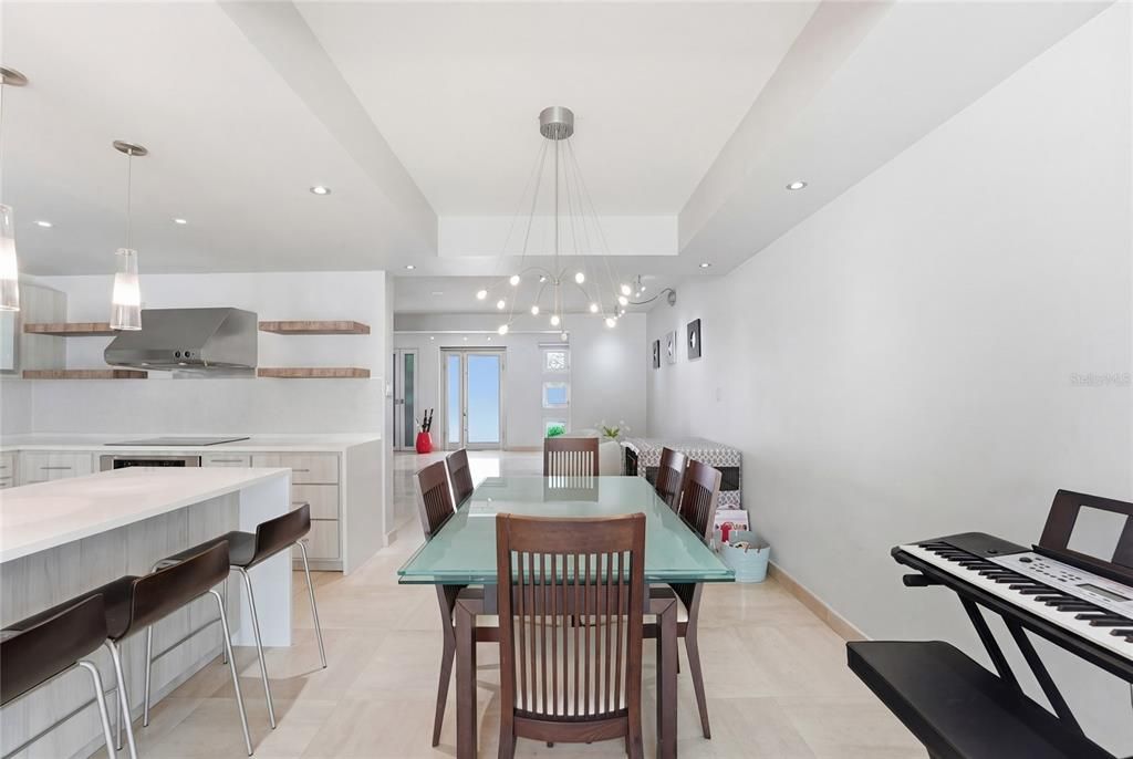 For Sale: $799,000 (3 beds, 2 baths, 1998 Square Feet)
