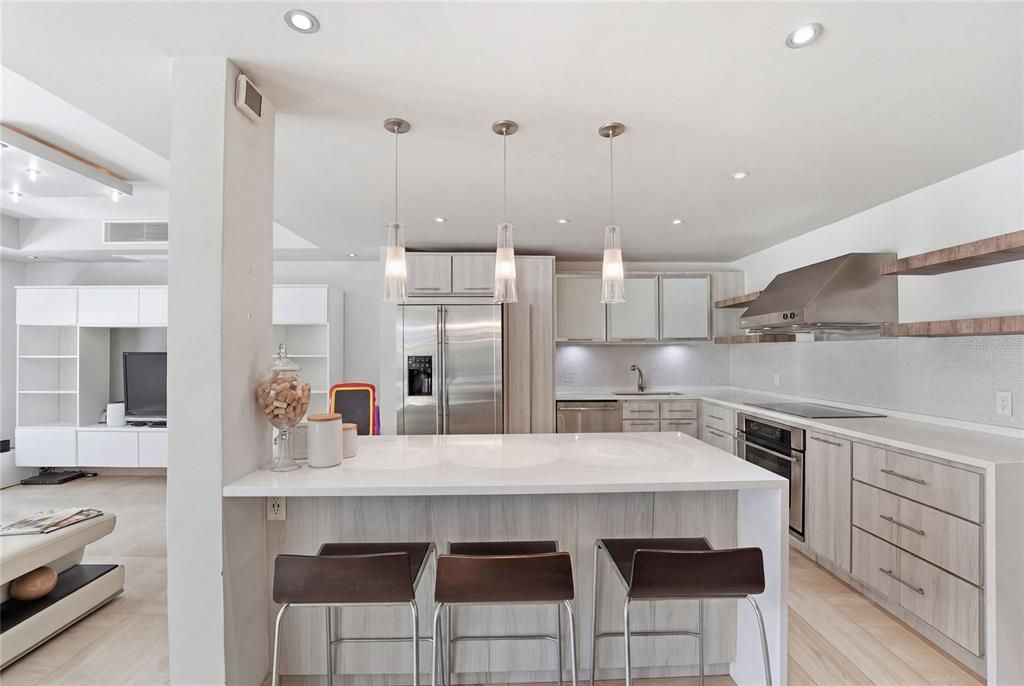 For Sale: $799,000 (3 beds, 2 baths, 1998 Square Feet)