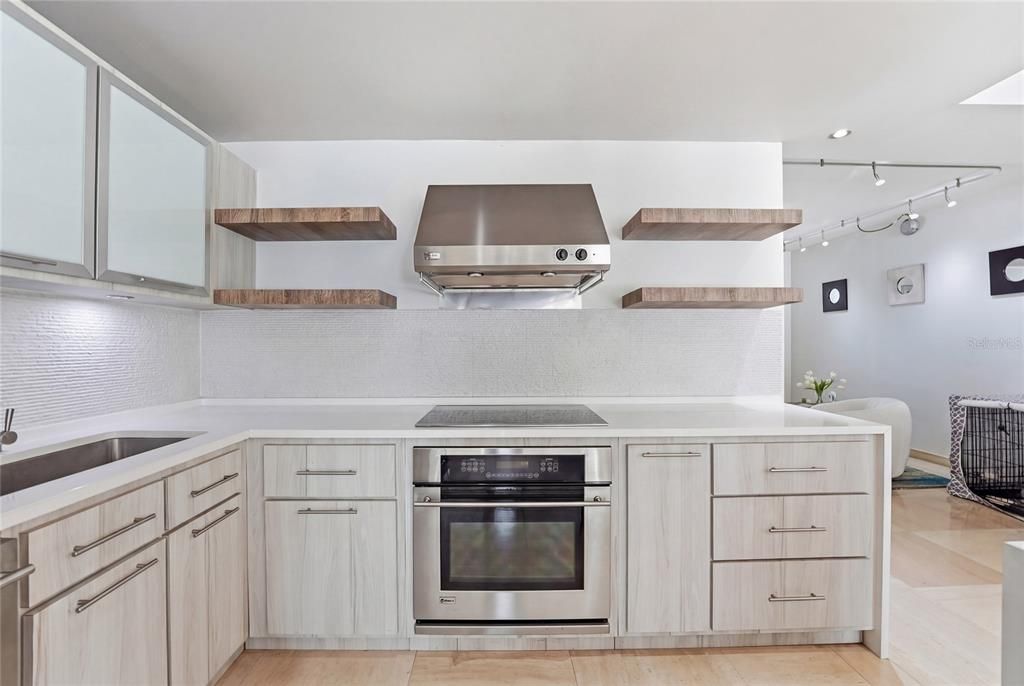 For Sale: $799,000 (3 beds, 2 baths, 1998 Square Feet)