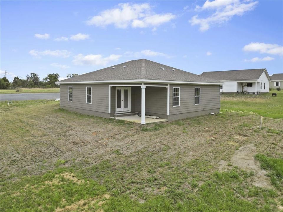 For Sale: $279,000 (3 beds, 2 baths, 1385 Square Feet)