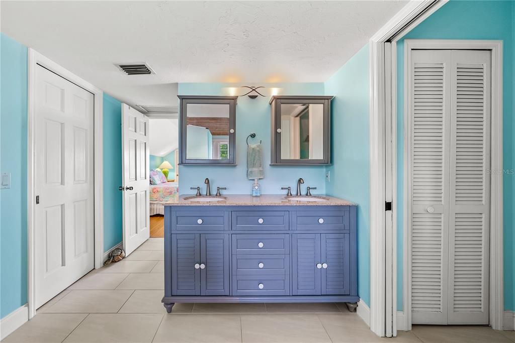 For Sale: $3,250,000 (3 beds, 3 baths, 3088 Square Feet)