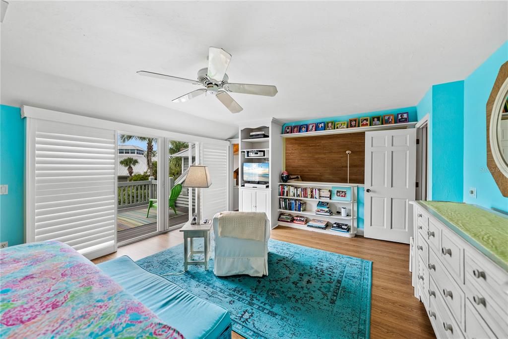 For Sale: $3,250,000 (3 beds, 3 baths, 3088 Square Feet)