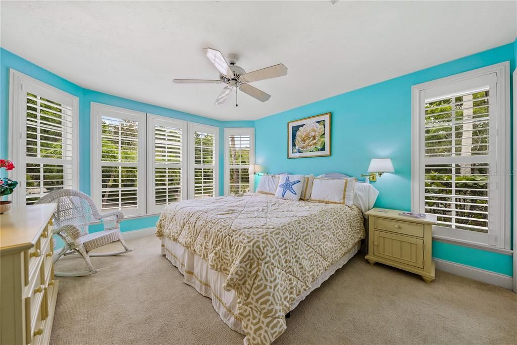 For Sale: $3,250,000 (3 beds, 3 baths, 3088 Square Feet)