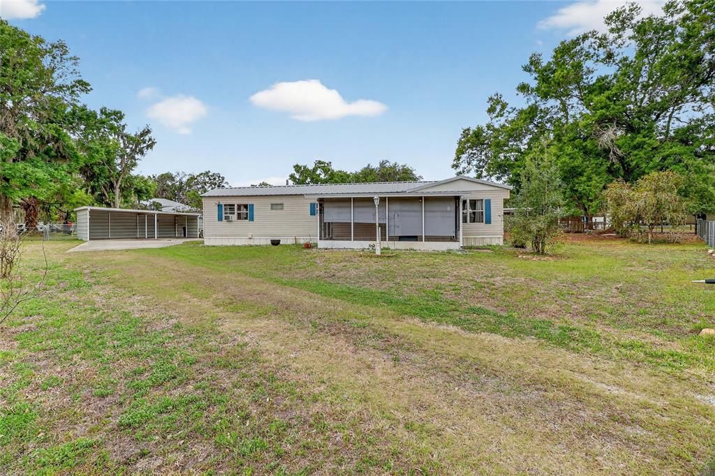 For Sale: $199,900 (3 beds, 1 baths, 672 Square Feet)