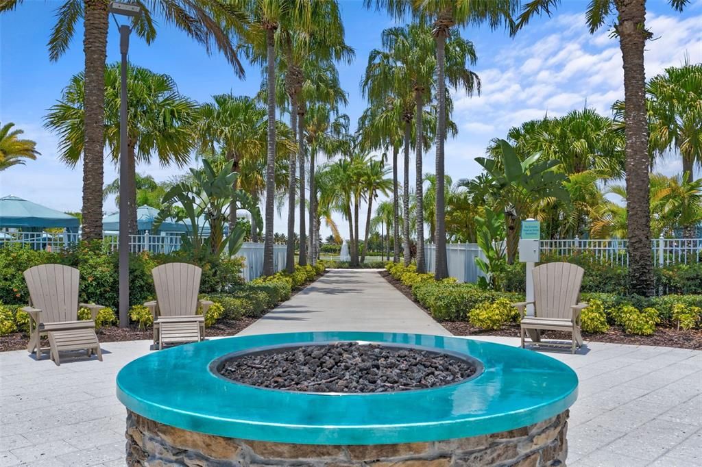 Active With Contract: $519,990 (5 beds, 4 baths, 2294 Square Feet)