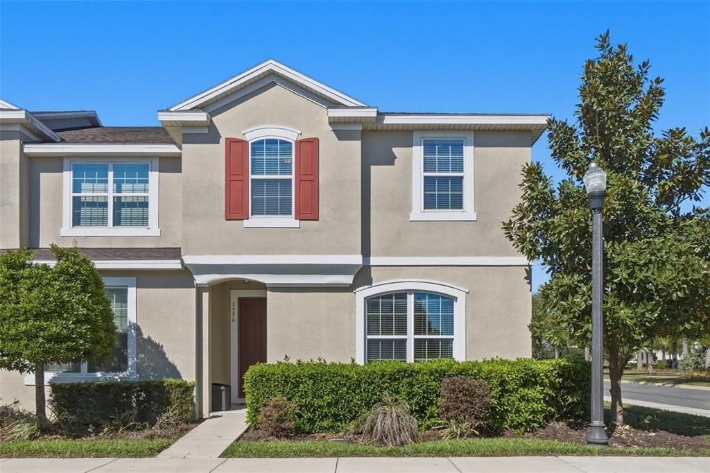Active With Contract: $519,990 (5 beds, 4 baths, 2294 Square Feet)