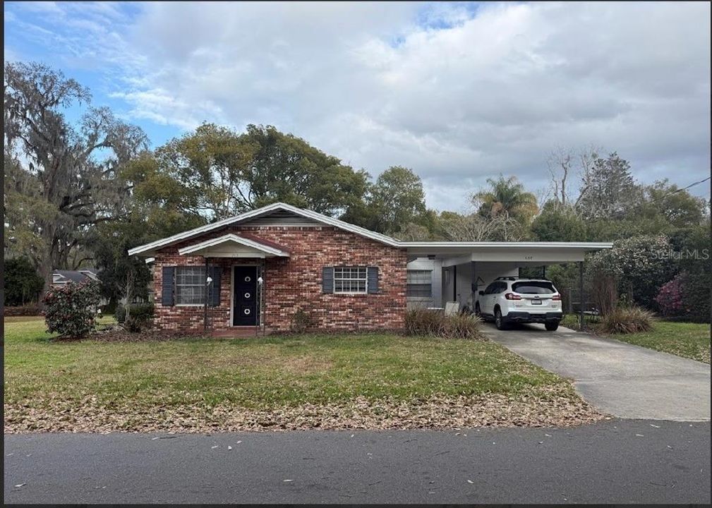 В аренду: $2,000 (2 спален, 1 ванн, 1449 Квадратных фут)