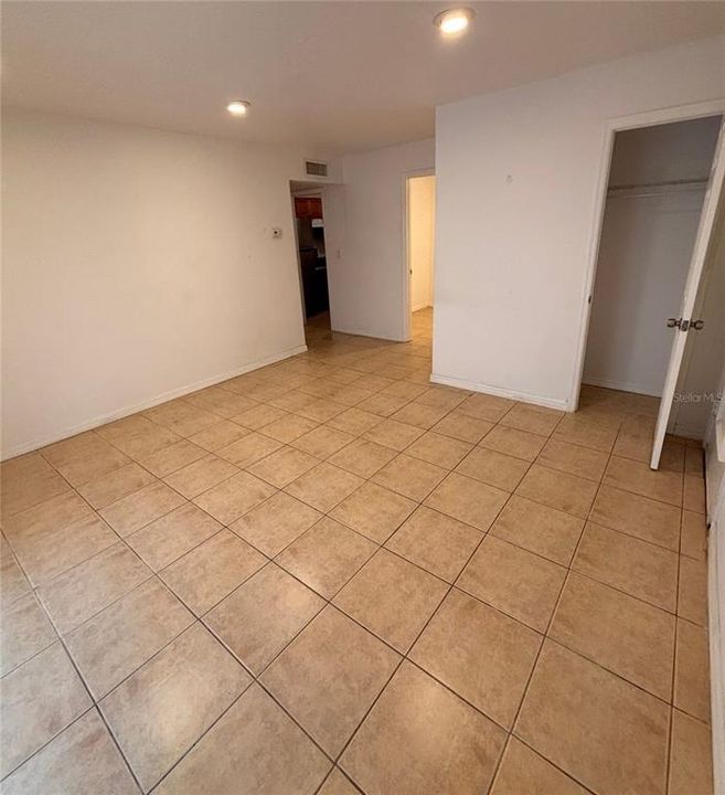 En Venta: $110,000 (1 camas, 1 baños, 702 Pies cuadrados)