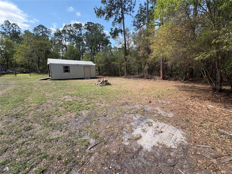 For Sale: $199,900 (2 beds, 2 baths, 840 Square Feet)