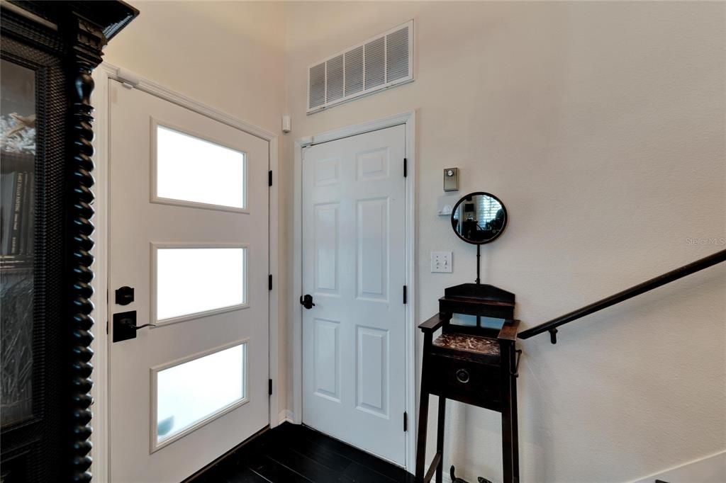 For Sale: $447,400 (3 beds, 2 baths, 1848 Square Feet)