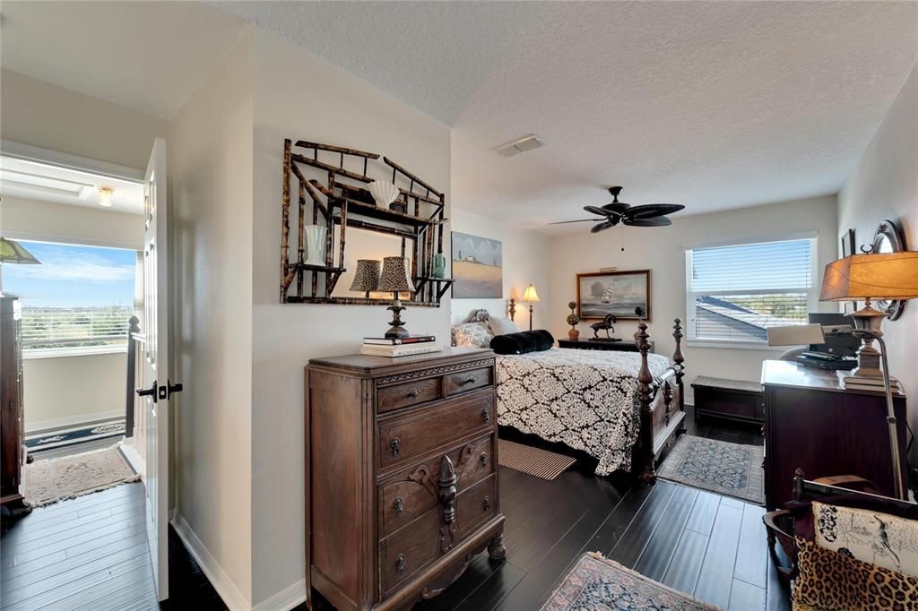 For Sale: $447,400 (3 beds, 2 baths, 1848 Square Feet)