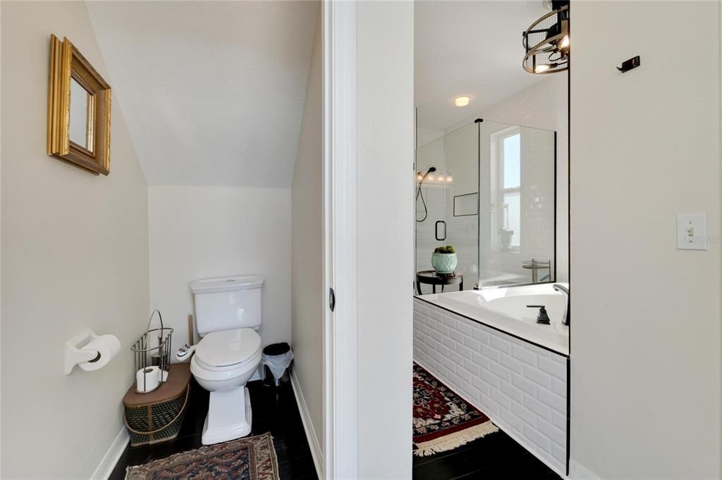 For Sale: $447,400 (3 beds, 2 baths, 1848 Square Feet)