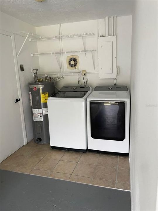 For Rent: $1,449 (3 beds, 1 baths, 1612 Square Feet)