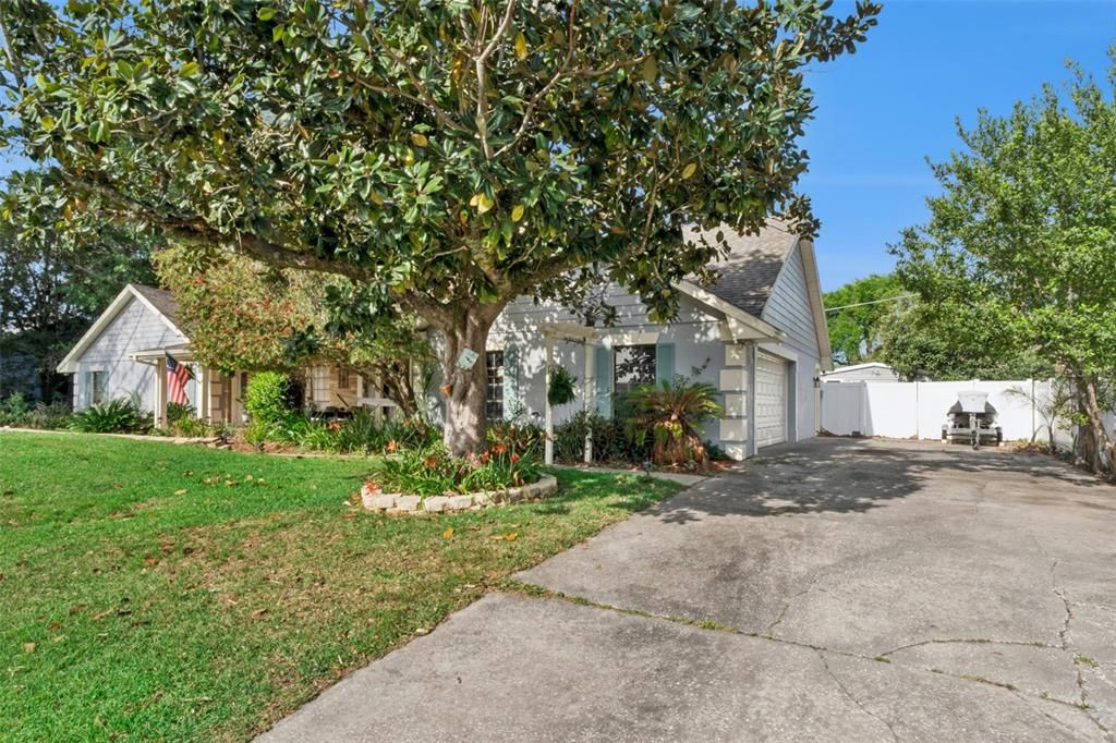 En Venta: $474,900 (3 camas, 3 baños, 2207 Pies cuadrados)