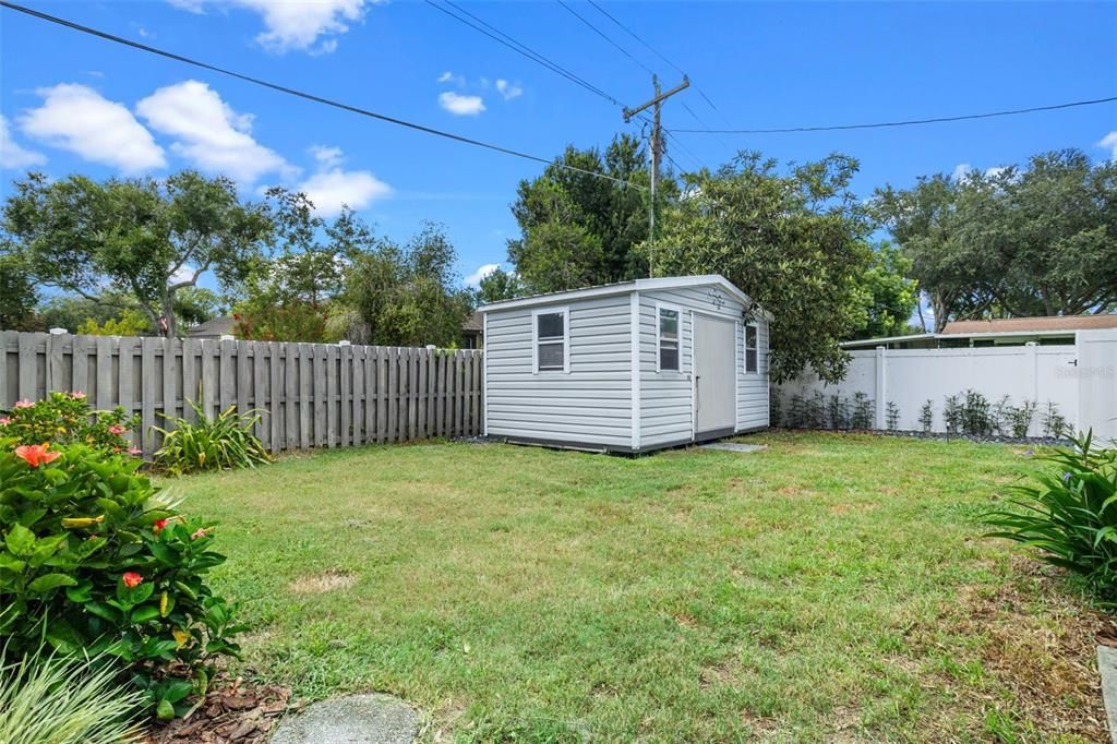 En Venta: $474,900 (3 camas, 3 baños, 2207 Pies cuadrados)