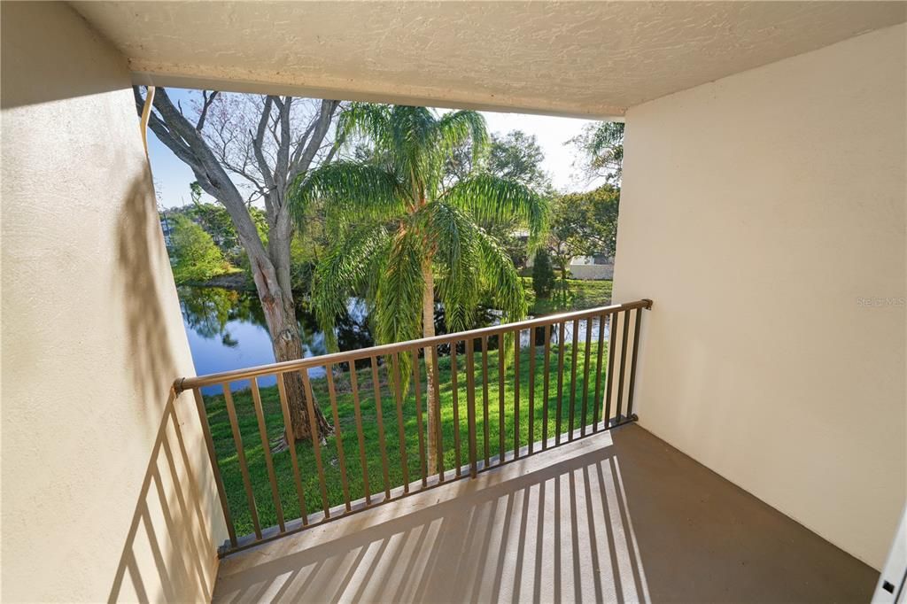 For Sale: $115,000 (2 beds, 1 baths, 993 Square Feet)