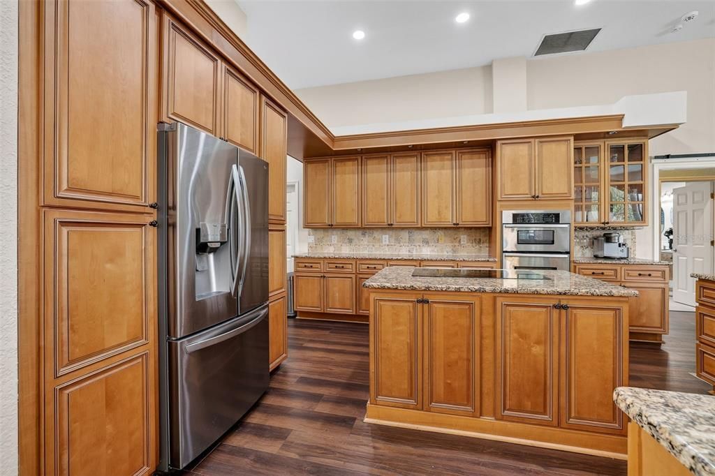 For Sale: $1,595,000 (4 beds, 3 baths, 3549 Square Feet)