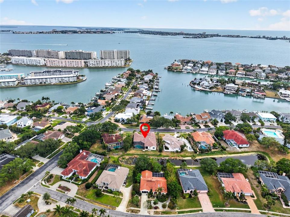 For Sale: $1,595,000 (4 beds, 3 baths, 3549 Square Feet)
