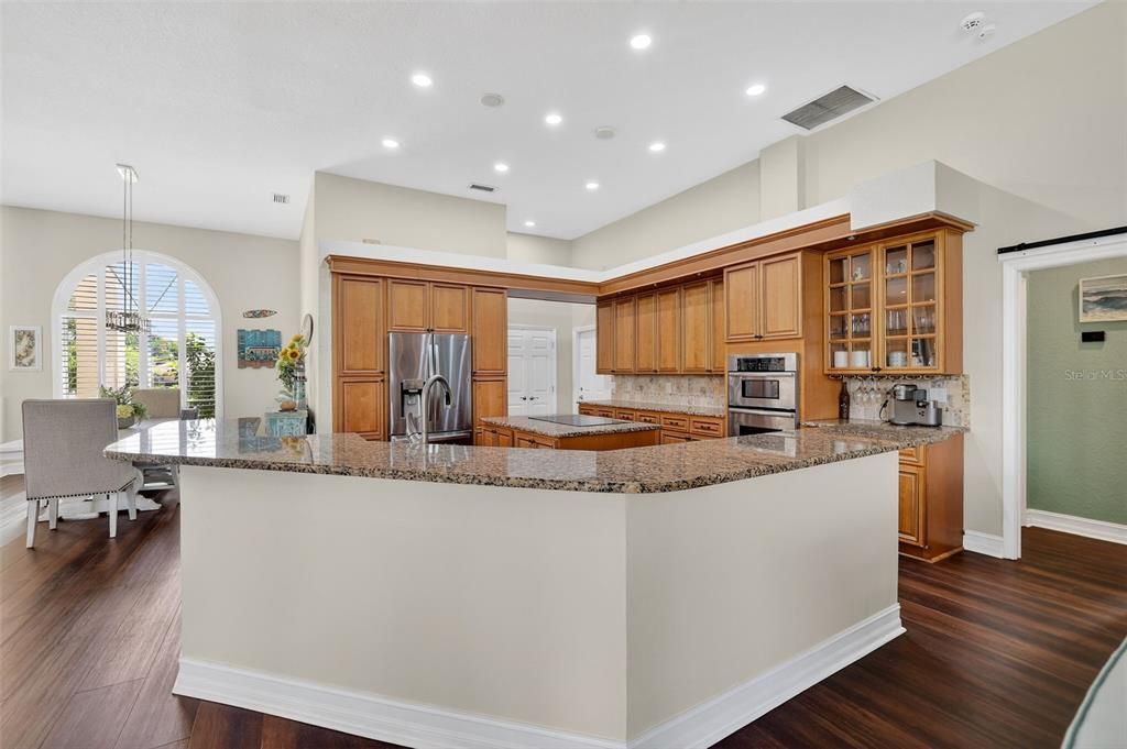For Sale: $1,595,000 (4 beds, 3 baths, 3549 Square Feet)