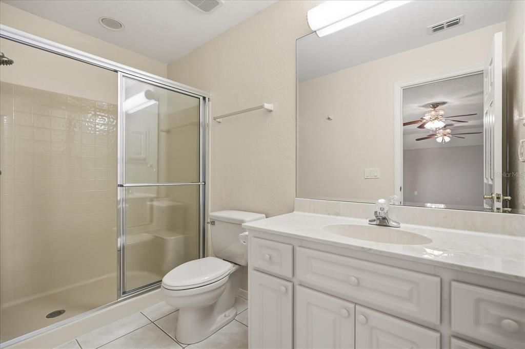En Venta: $425,000 (3 camas, 3 baños, 2644 Pies cuadrados)
