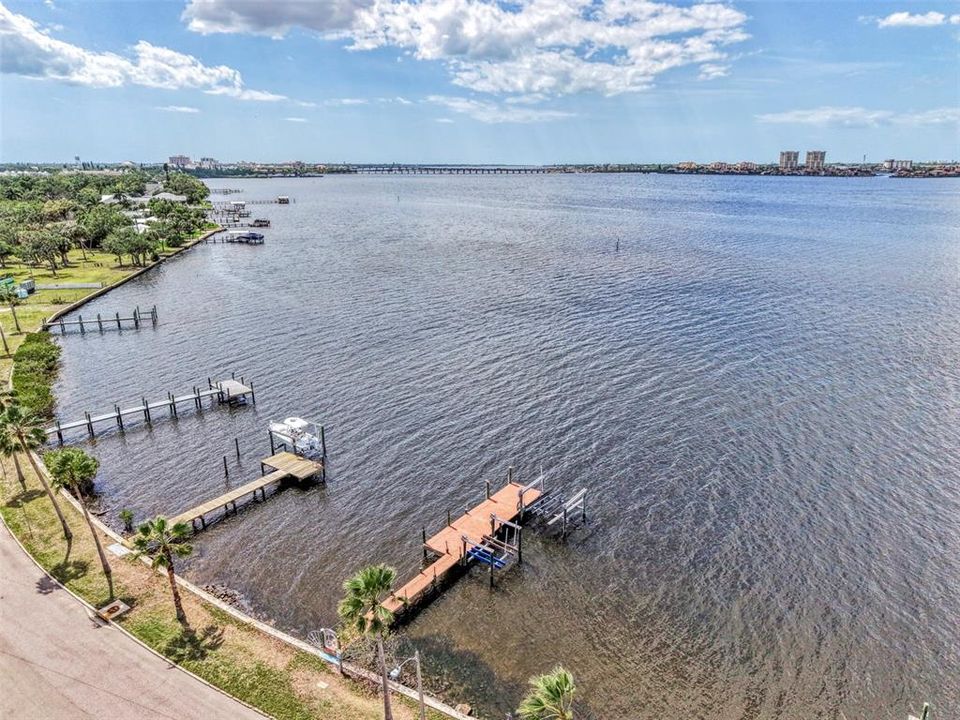 For Sale: $1,300,000 (3 beds, 2 baths, 1656 Square Feet)