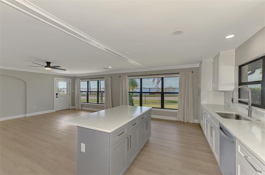 For Sale: $1,300,000 (3 beds, 2 baths, 1656 Square Feet)