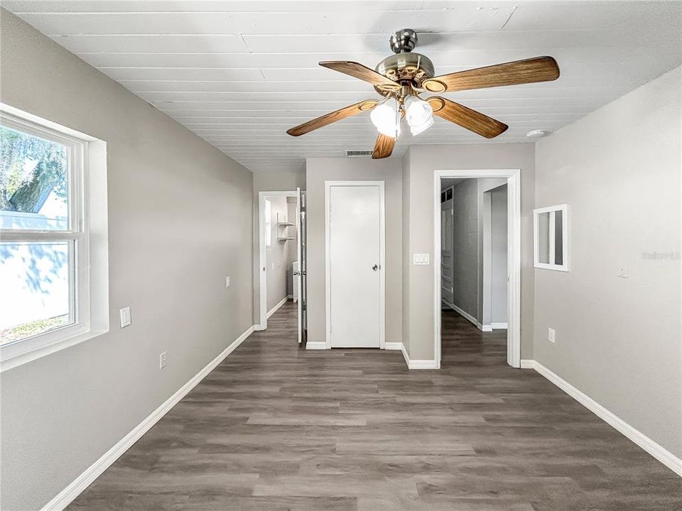 Active With Contract: $263,900 (4 beds, 2 baths, 1296 Square Feet)