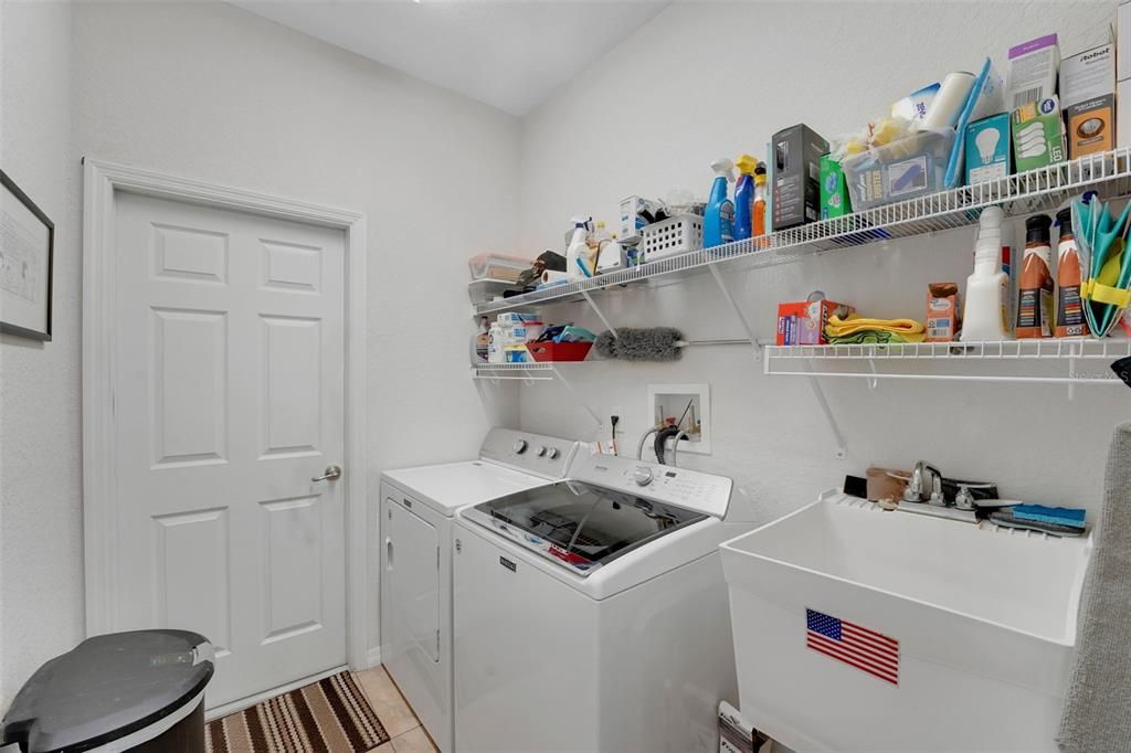 En Venta: $365,000 (4 camas, 3 baños, 1882 Pies cuadrados)