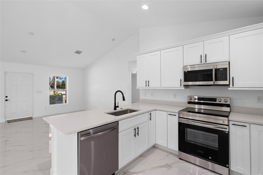 For Sale: $380,000 (3 beds, 2 baths, 1400 Square Feet)