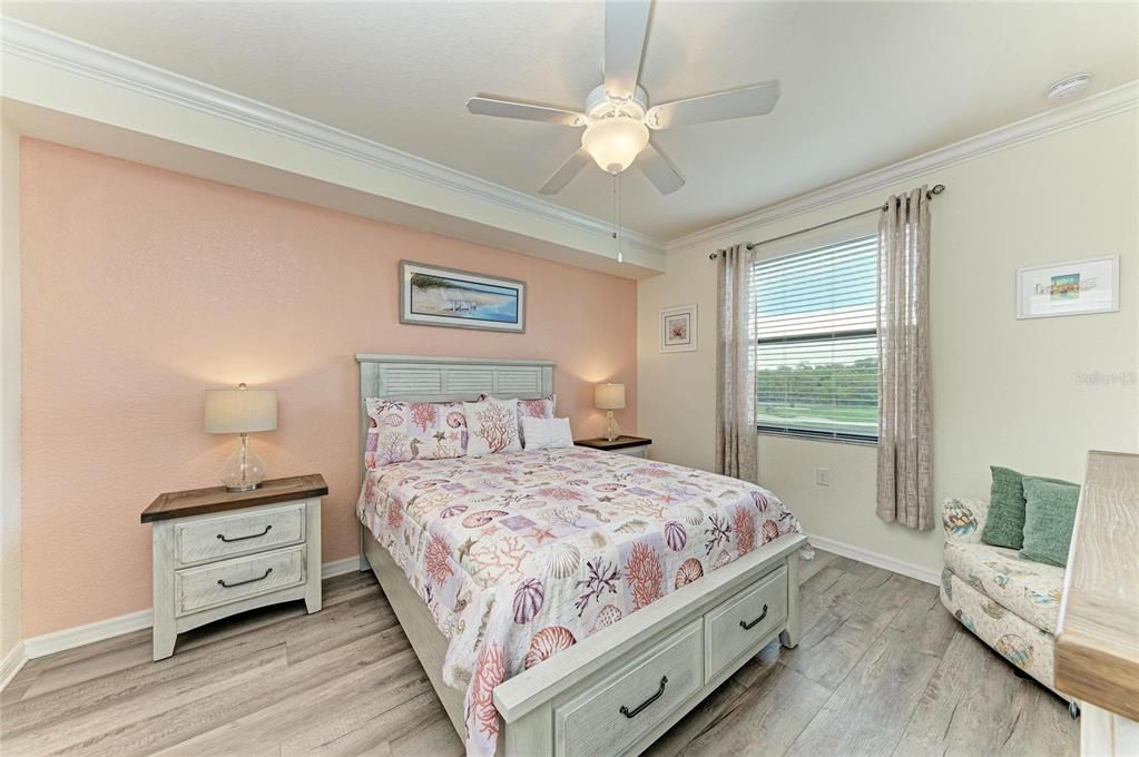 En Venta: $279,000 (2 camas, 2 baños, 1121 Pies cuadrados)