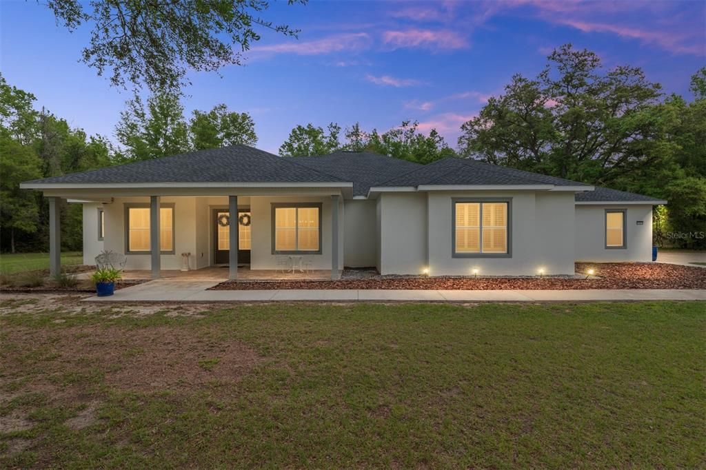 Vendido Recientemente: $799,900 (3 camas, 3 baños, 2861 Pies cuadrados)