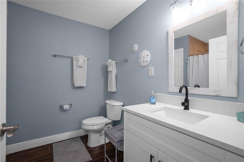Active With Contract: $575,000 (3 beds, 3 baths, 2328 Square Feet)