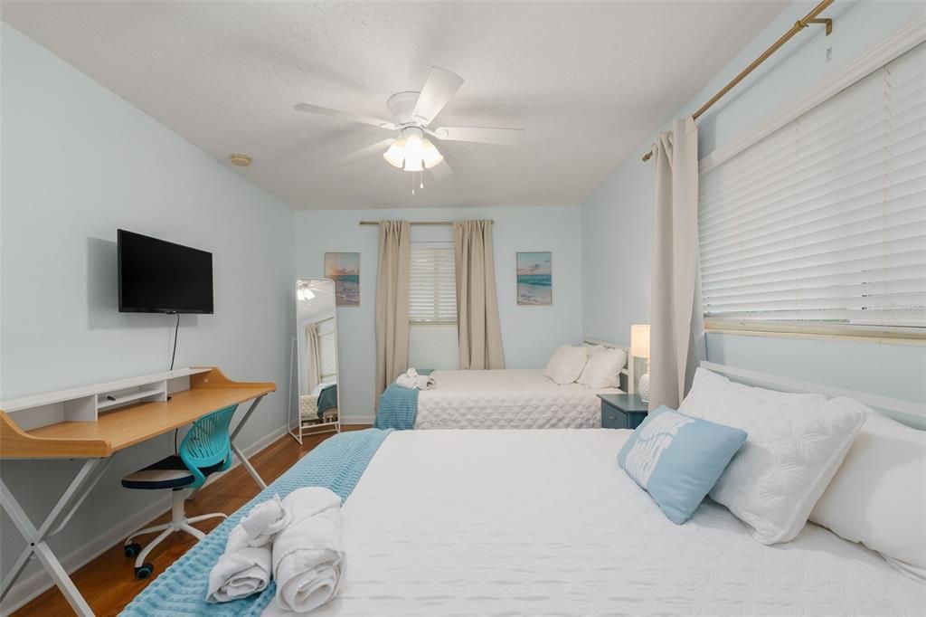 For Sale: $649,000 (4 beds, 2 baths, 1622 Square Feet)