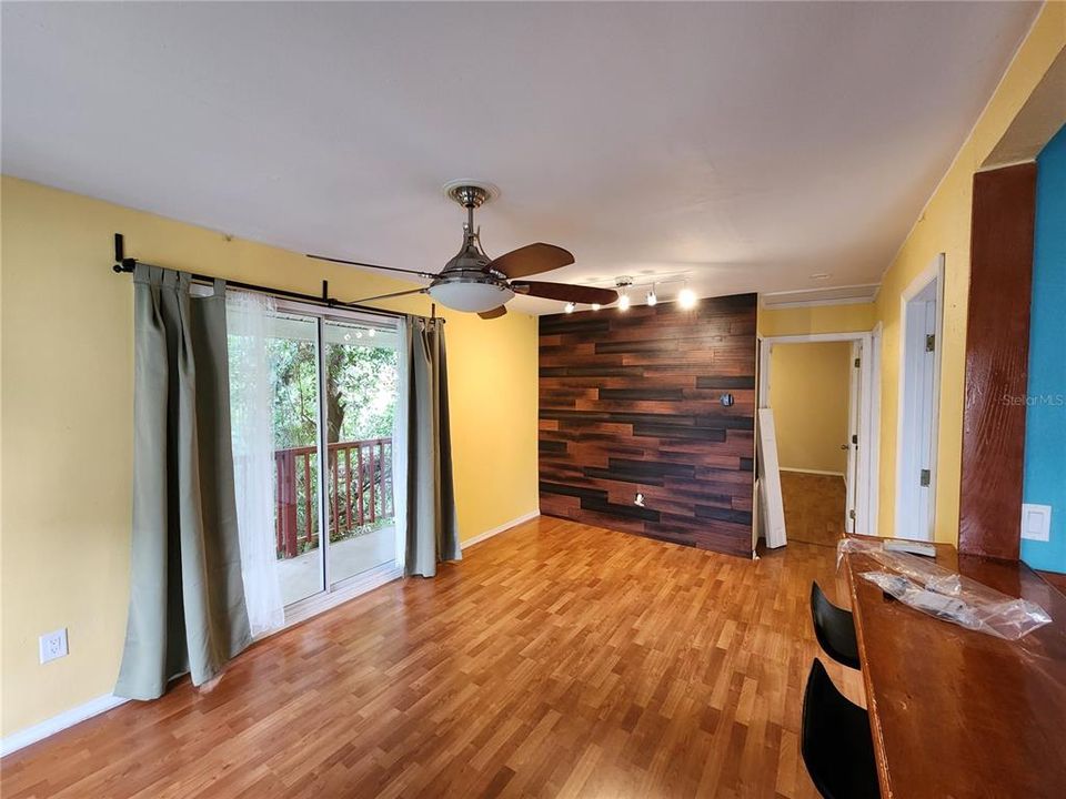 En Venta: $895,000 (6 camas, 5 baños, 3261 Pies cuadrados)