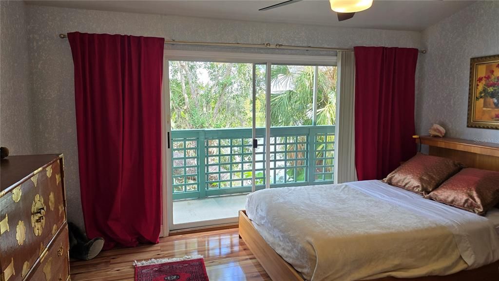En Venta: $895,000 (6 camas, 5 baños, 3261 Pies cuadrados)
